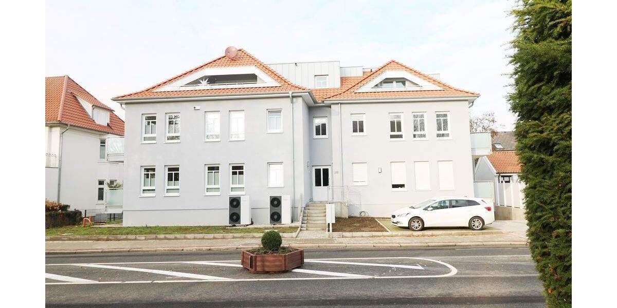 Neubau Erstbezug - Topzentrales Penthouse m. Einbauküche, Dachterrasse, Aufzug und Pkw-Stellplatz 2 zimmer