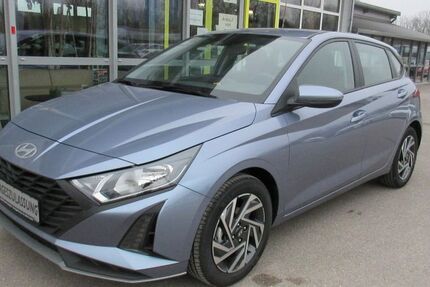 Hyundai i20 4.000 km 15.990 &euro; Freising / Achering 85354