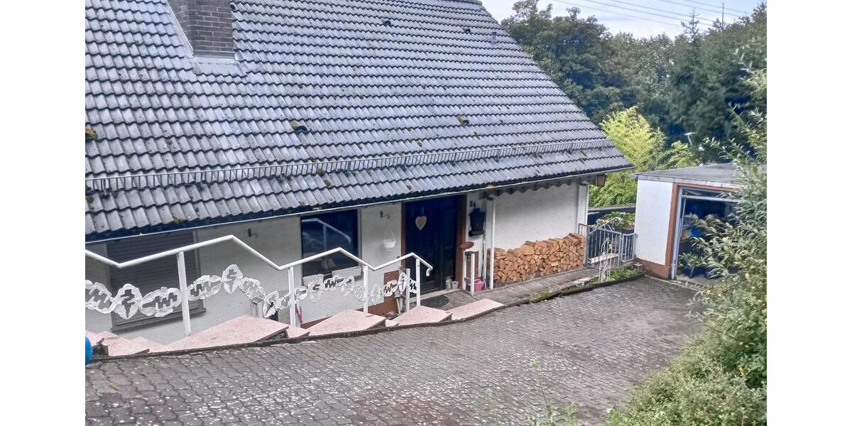 Einfamilienhaus Ruppichteroth - 6 Zimmer, 221 m&sup2;, 220.000&euro; | Angebot:26613915