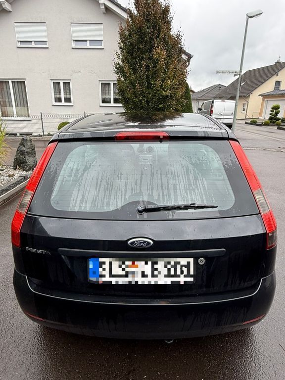 Ford Fiesta 116.098 km 2.500 € Überherrn 66802
