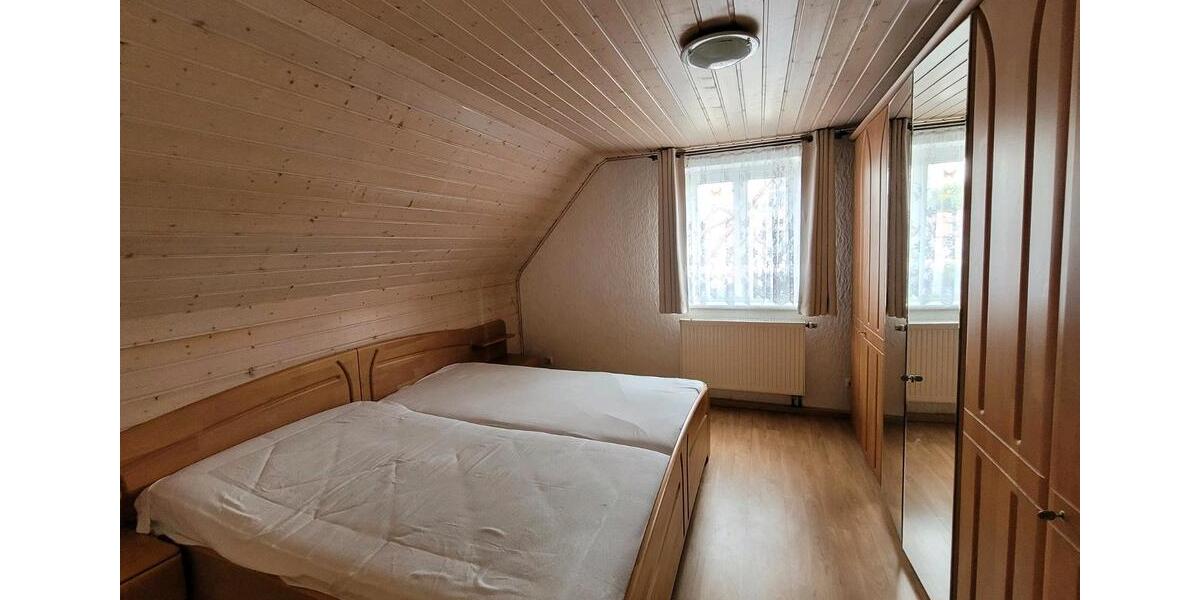 Dachgeschoßwohnung Marktredwitz - 4.5 Zimmer, 53 m&sup2;, 85.000&euro; | Angebot:25404688