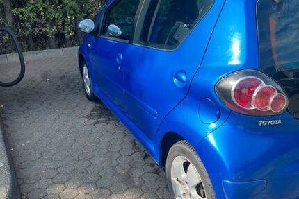 Toyota Aygo (X) 83.459 km 3.300 € Hennef 53773