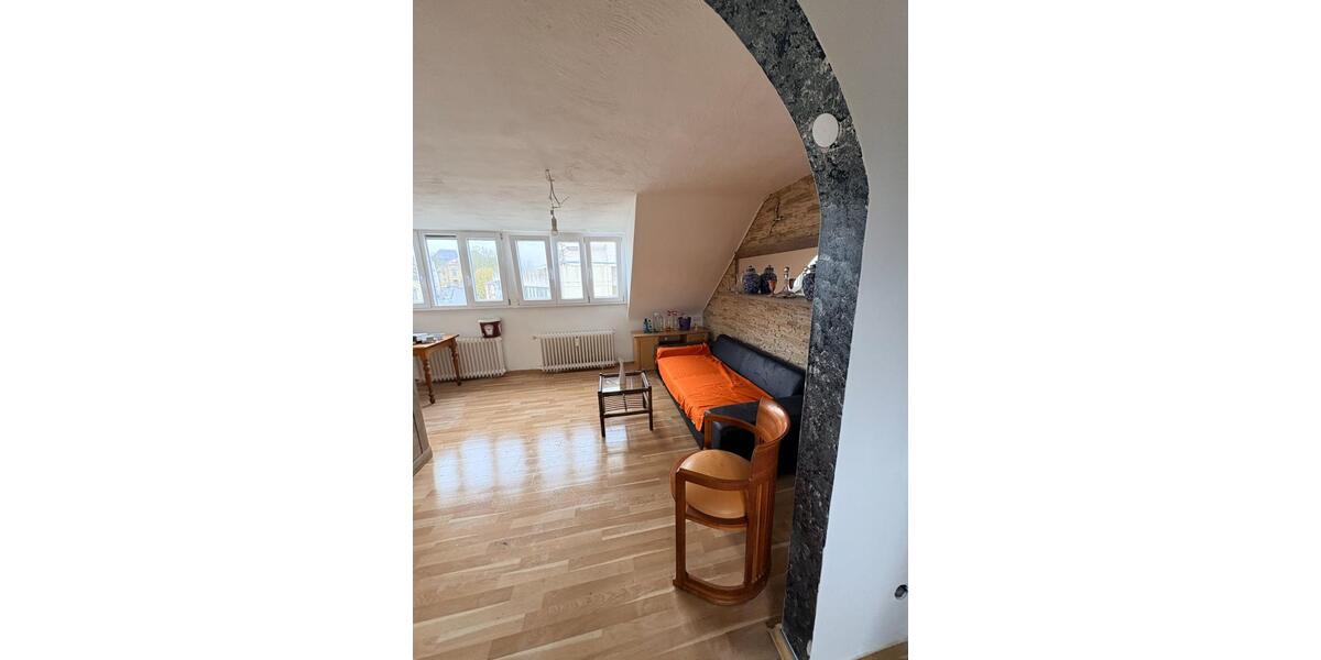 Dachgeschoßwohnung Mönchengladbach - 1 Zimmer, 43 m&sup2;, 480&euro; | Angebot:25926032