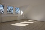 Frisch renovierte 3-Zimmer-Wohnung mit Einbauküche - Dachgeschoßwohnung Emsbüren | Angebot:26943003