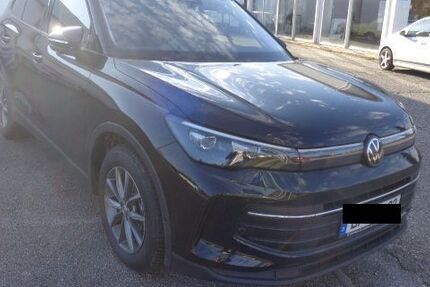 VW Tiguan 19.000 km 36.999 &euro; Laufen 83410