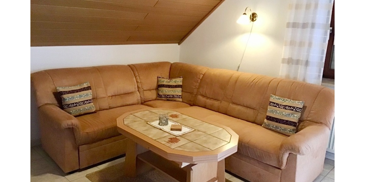 Dachgeschosswohnung in Ebensfeld zu vermieten. - Dachgeschoßwohnung Ebensfeld | Angebot:26557987