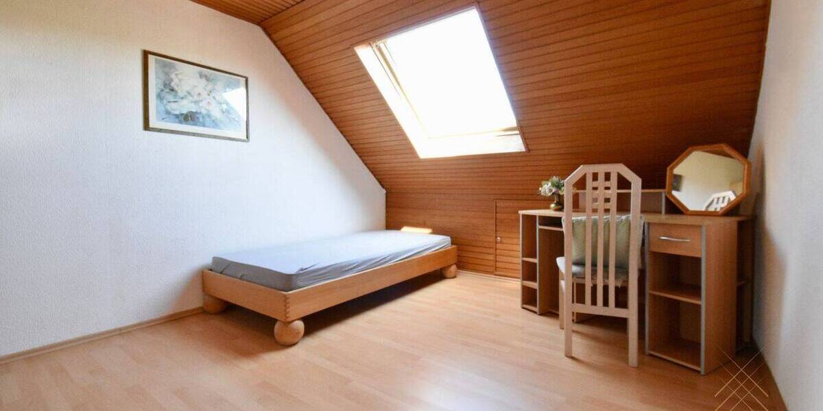 Mehrfamilienhaus, Wohnhaus Kempfeld - 7 Zimmer, 193 m&sup2;, 159.000&euro; | Angebot:26886603