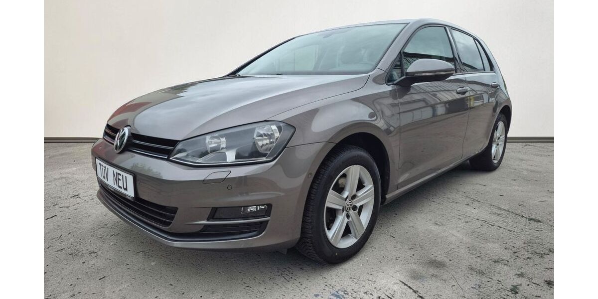 VW Golf 118.000 km 9.499 &euro; Berlin 13125