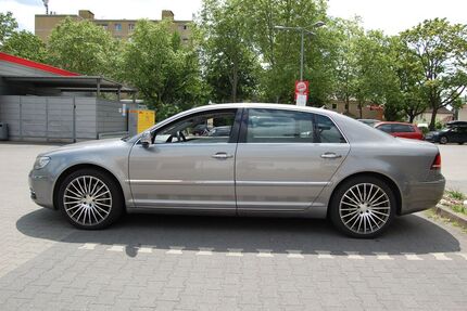 VW Phaeton 123.000 km 10.999 &euro; Berlin 10965