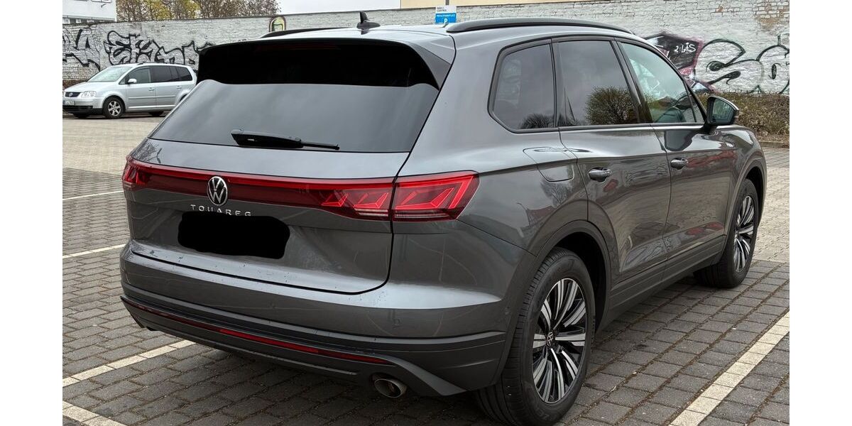 VW Touareg 50.000 km 61.500 &euro; Brandenburg 14776