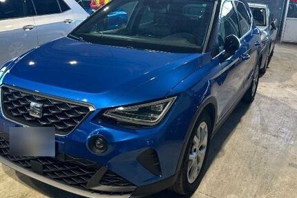 Seat Arona 15.990 km 17.840 &euro; Wackersdorf 92442