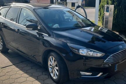 Ford Focus 99.200 km 8.700 &euro; Itzstedt 23845