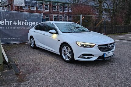 Opel Insignia 121.000 km 15.500 &euro; Leer 26789