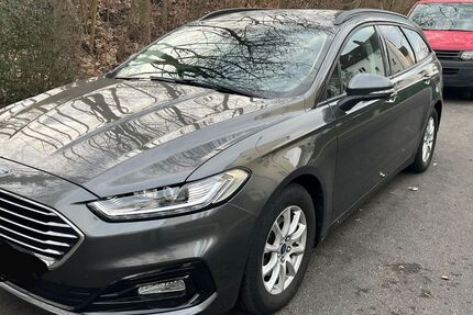 Ford Mondeo 121.000 km 12.100 &euro; Frankfurt am Main 60326