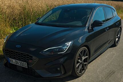 Ford Focus 60.700 km 20.999 &euro; Nieheim 33039