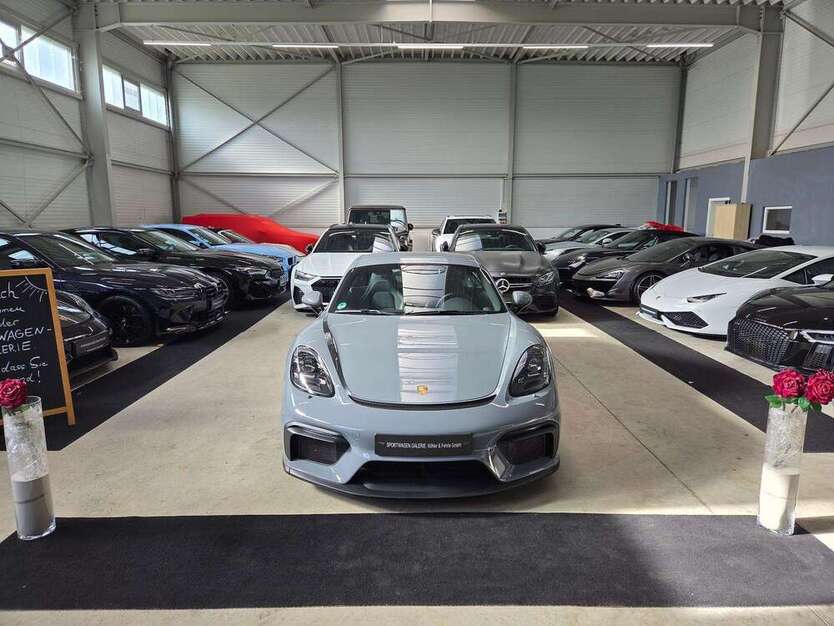 Porsche Cayman 9.516 km 109.989 € Korb 71404