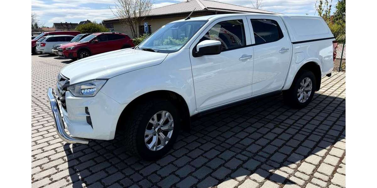 Isuzu D-Max 13.300 km 33.880 &euro; Luckau 15926