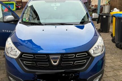 Dacia Lodgy 34.000 km 14.800 &euro; Königsfeld 53426