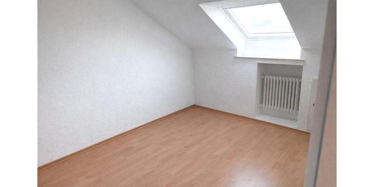 Dachgeschoßwohnung Harsewinkel - 3 Zimmer, 84 m&sup2;, 219.000&euro; | Angebot:25205117