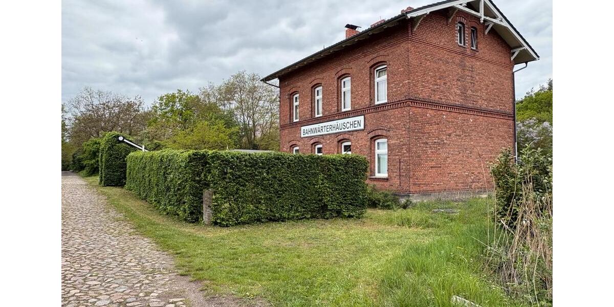 Einfamilienhaus Wolmirstedt - 8 Zimmer, 180 m&sup2;, 87.000&euro; | Angebot:26753089