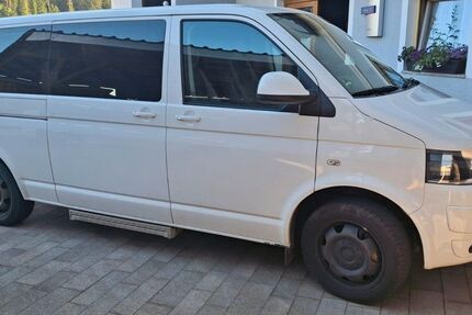 VW T5 Caravelle 251.400 km 7.299 &euro; Freudenberg 92272