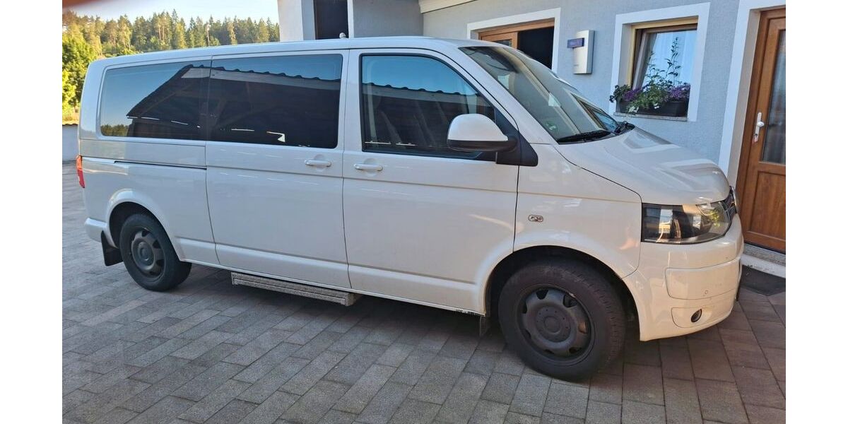 VW T5 Caravelle 251.400 km 7.299 &euro; Freudenberg 92272
