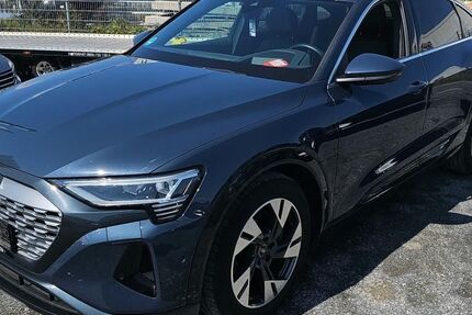 Audi Q8 e-tron 36.327 km 46.990 &euro; Hamburg 22047