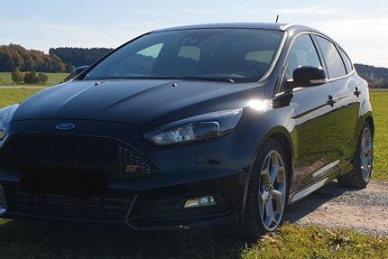 Ford Focus 38.000 km 19.100 &euro; Mindelheim 87719