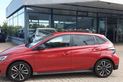 Hyundai i20 17.300 km 18.990 &euro; Monschau (bei Aachen) 52156