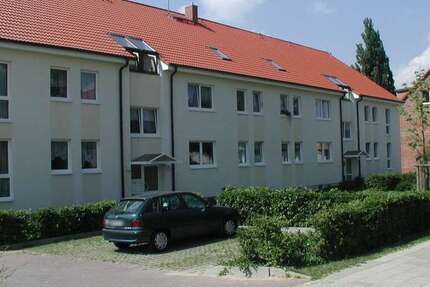 Wohnung zum Mieten in Schwerin 422 € 54.87 m²