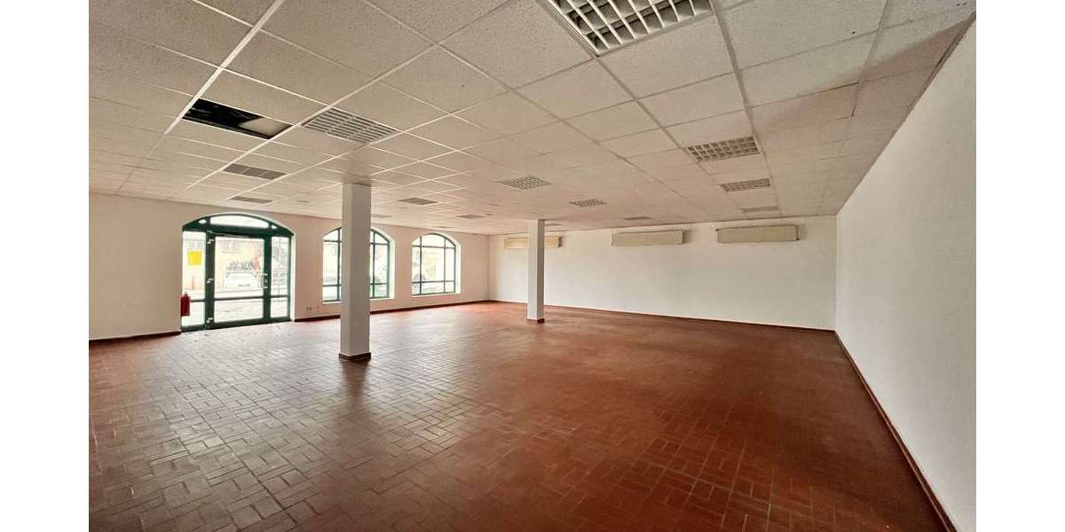 Einzelhandel in WeißenbornErzgebirge 55.000 € 126.93 m² zimmer