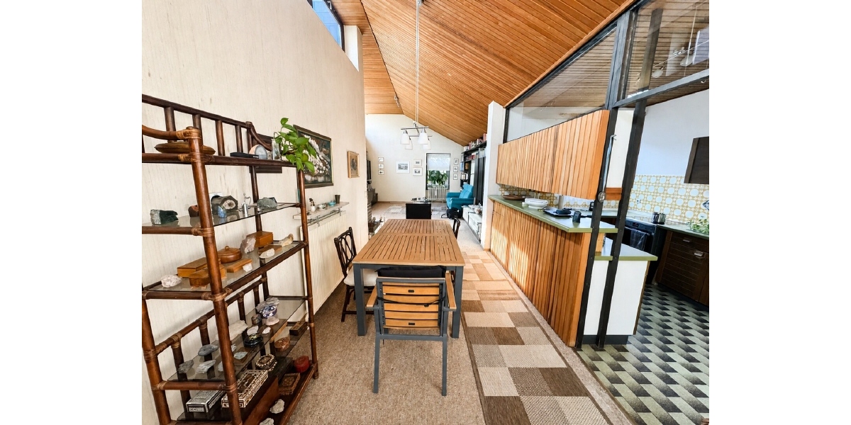 VERKAUFT - Architektenbungalow mit besonderer Raumhöhe und Südwestterrasse - Bungalow Berlin Tempelhof-Schöneberg | Angebot:26458076
