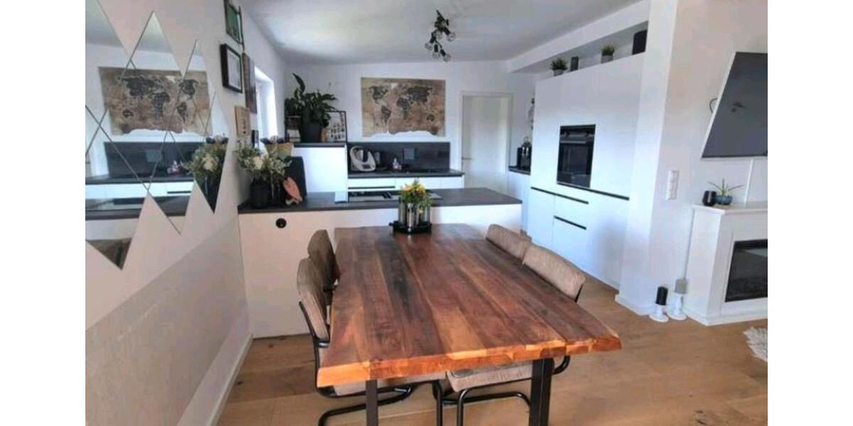 Dachgeschoßwohnung Illertissen - 3 Zimmer, 81 m&sup2;, 351.000&euro; | Angebot:26153382