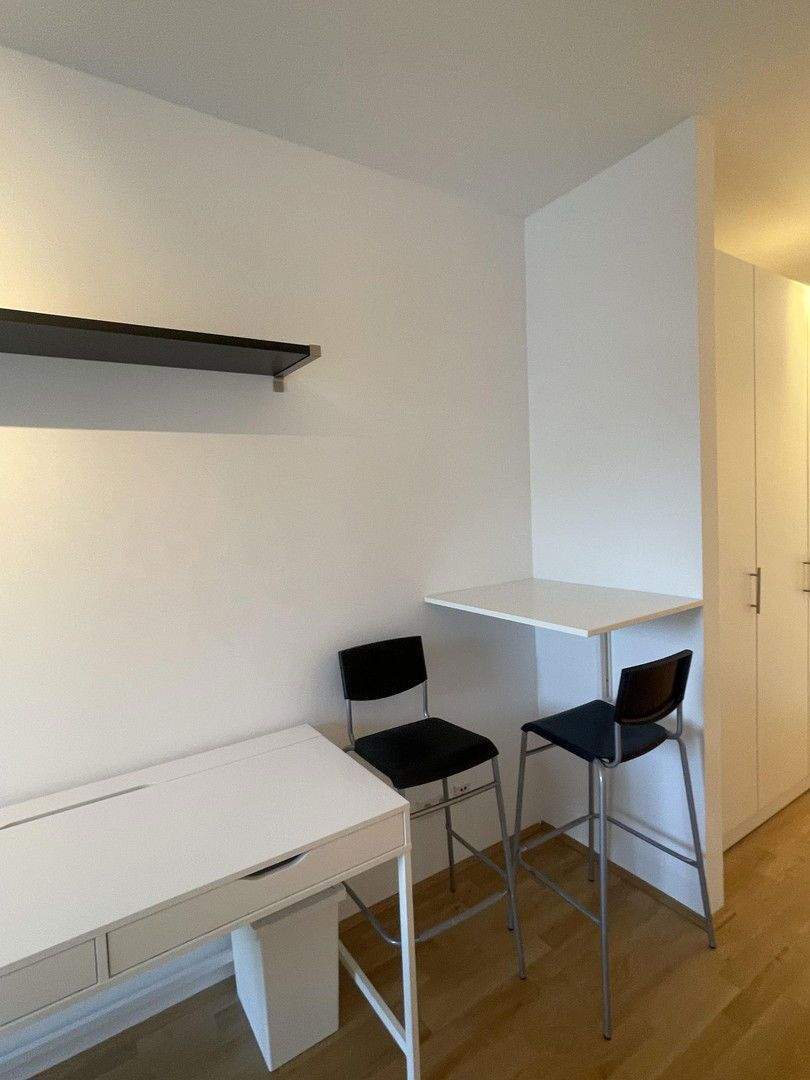 ParkSuites Wilmersdorf-Möbliertes Wohnung modernen Gebäude neben Volkspark, 7 Min Fußweg Bahnhof 1 zimmer