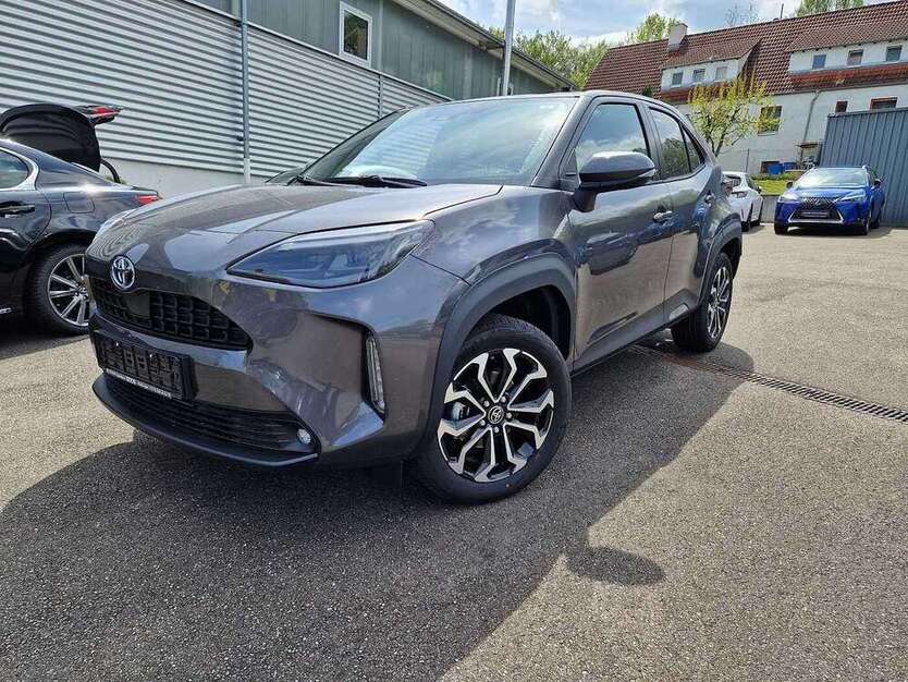 Toyota Yaris Cross 11.111 km 25.500 € Nürtingen 72622
