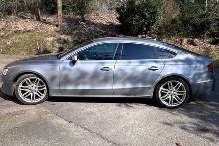 Audi A5 138.000 km 16.500 &euro; Wildeshausen 27793