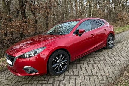 Mazda 3 131.875 km 7.999 &euro; Aurich 26607