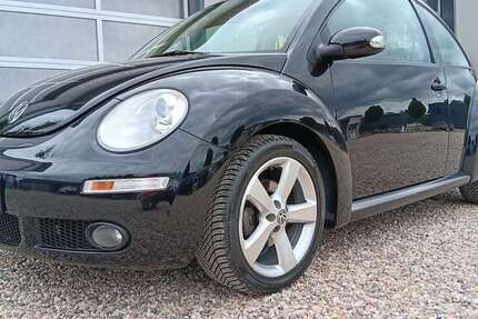 VW New Beetle 114.850 km 5.900 &euro; Neustadt a. d. Waldnaab 92660