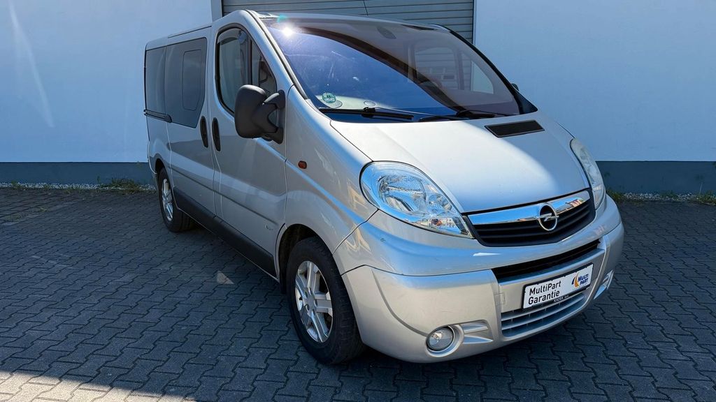 Opel Vivaro 200.000 km 6.990 &euro; Berlin 13088