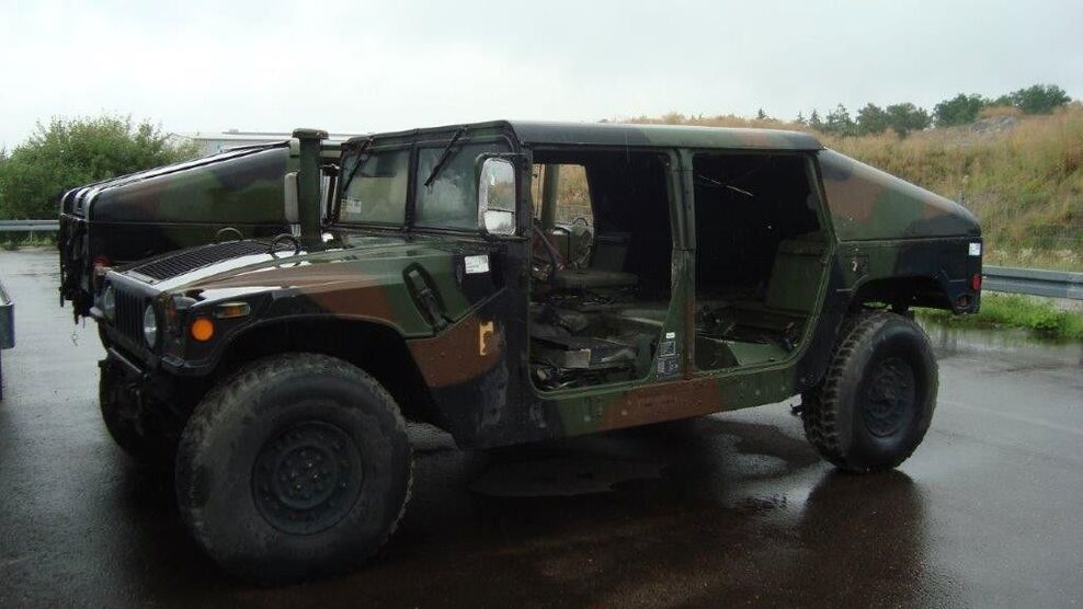 Hummer H1 16.000 km 36.500 € Berching 92334