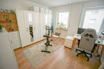 Lichtdurchflutete, moderne 3-Zimmer-Wohnung mit Westbalkon und EBK in zentraler Lage