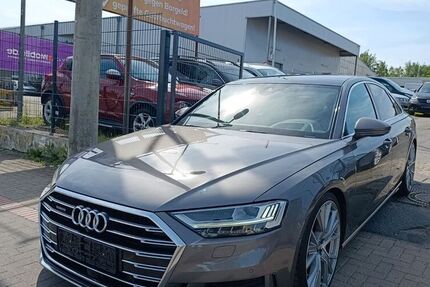 Audi A8 98.698 km 44.990 &euro; Hannover 30453