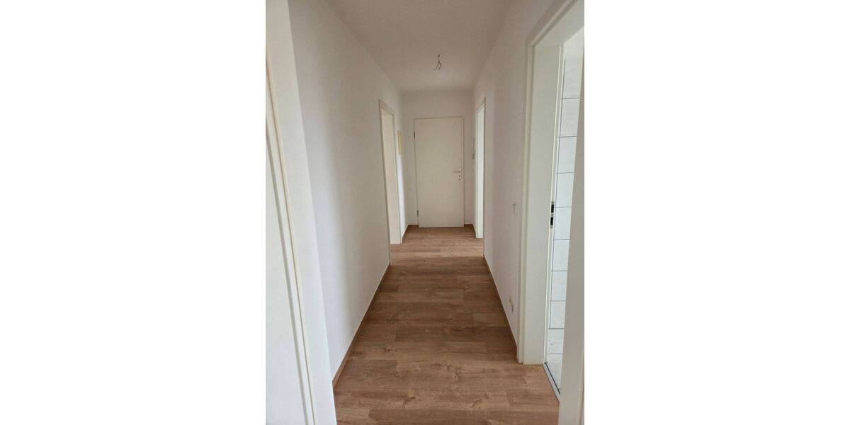 Etagenwohnung Schipkau - 2 Zimmer, 73 m&sup2;, 470&euro; | Angebot:25985025