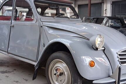 Citroen 2 CV 7.498 km 14.900 € Düsseldorf 40476
