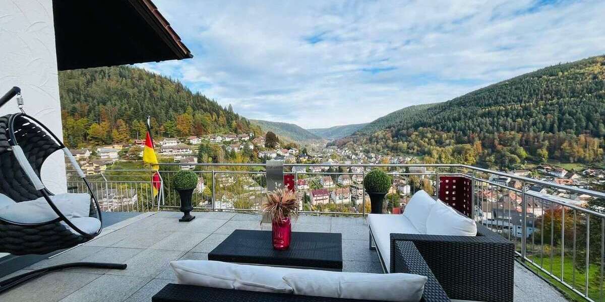 Etagenwohnung Bad Wildbad - 4 Zimmer, 154 m&sup2;, 399.000&euro; | Angebot:26185937