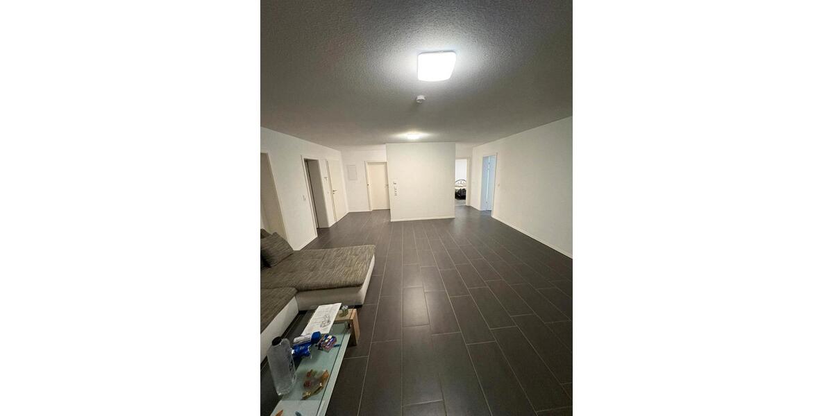 Etagenwohnung Kehl - 4 Zimmer, 106 m&sup2;, 1.360&euro; | Angebot:25569333