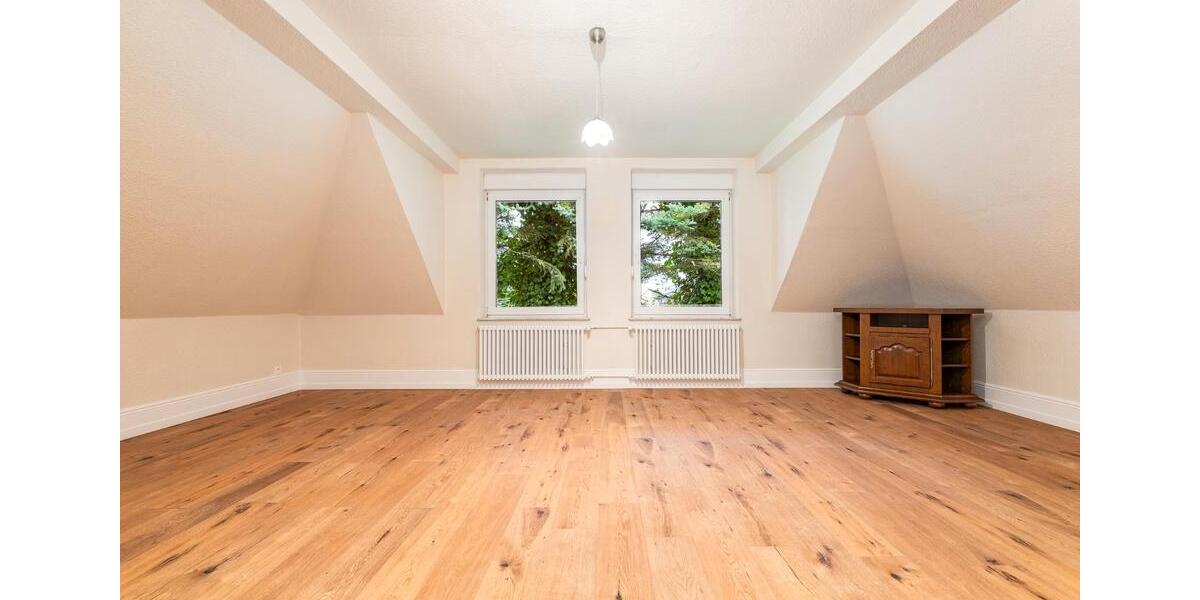 Villa Pasewalk - 8 Zimmer, 420 m&sup2;, 697.000&euro; | Angebot:26135400