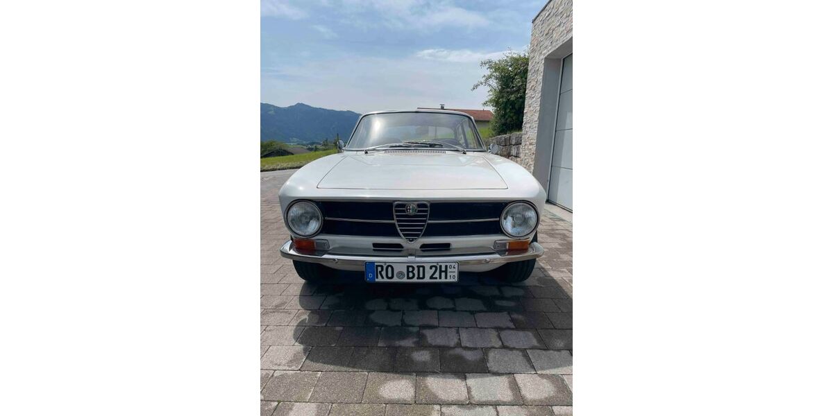 Alfa Romeo GT 83.000 km 33.500 &euro; Frasdorf 83112