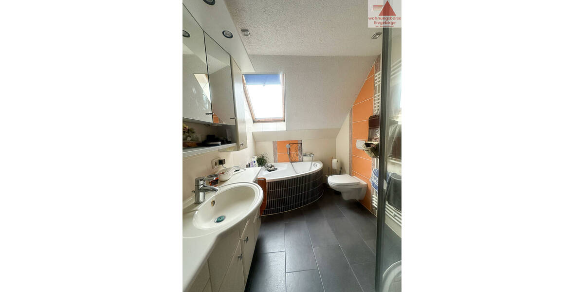 Mehrfamilienhaus, Wohnhaus Breitenbrunn/Erzgebirge Breitenbrunn - 1 Zimmer, 406 m&sup2;, 380.000&euro; | Angebot:26391875