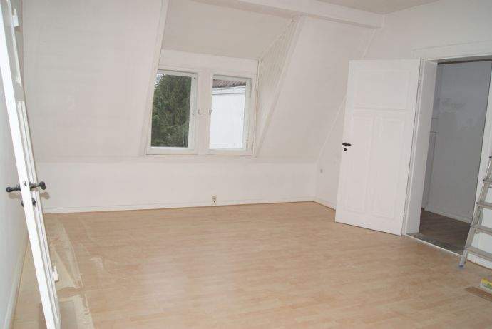 Etagenwohnung Bremen Schwachhausen - 4 Zimmer, 115 m&sup2;, 1.300&euro; | Angebot:26658618